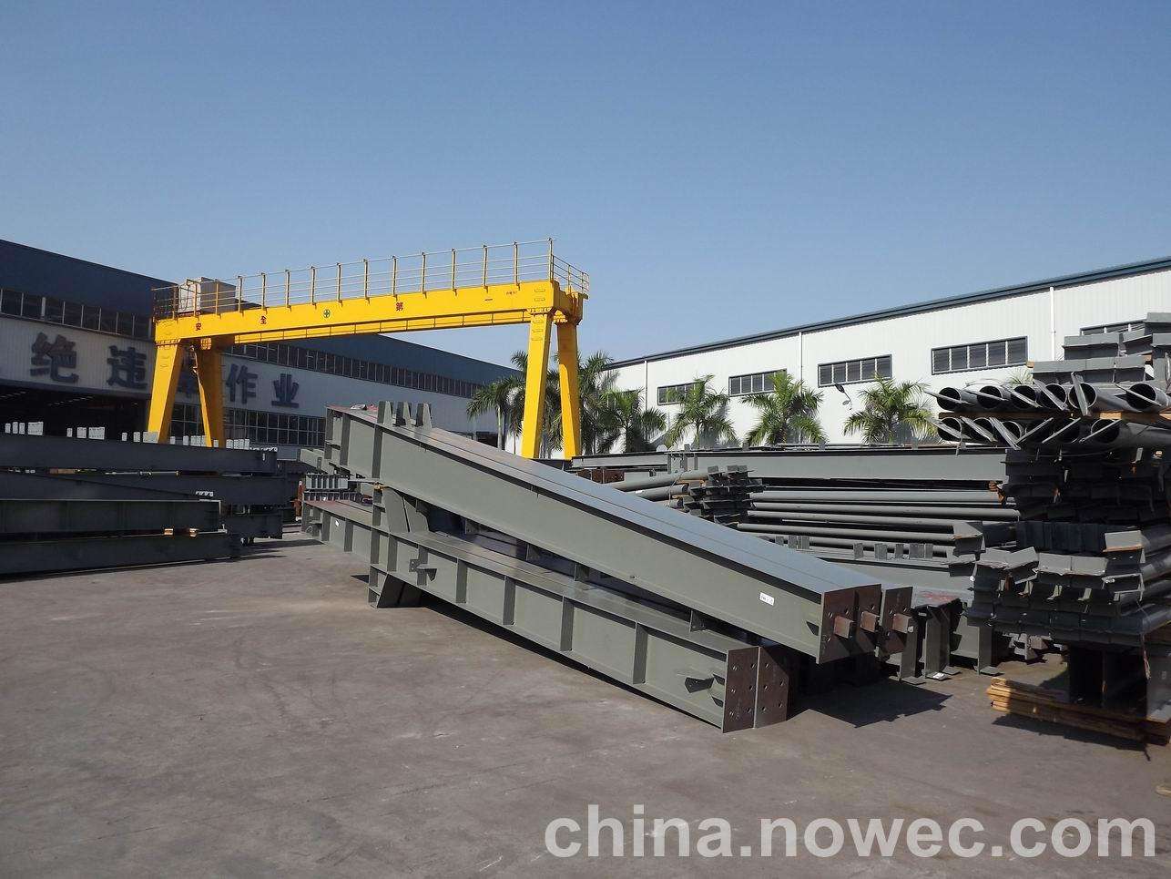 三河网架工程中的分条（分块）吊装法